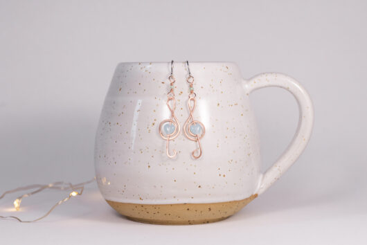 Treble clef earrings - copper - Image 2