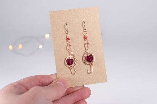 Treble clef earrings - copper